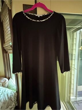 Annalee + Hope Black Shift Dress with Contrast Trim